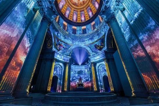 The Aura light show under the dome of Les Invalides